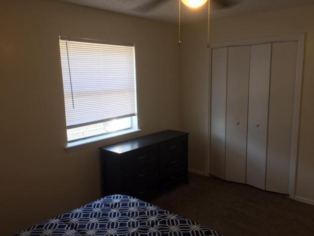 Fully Furnished Two Bedroom Apartment ロートン エクステリア 写真