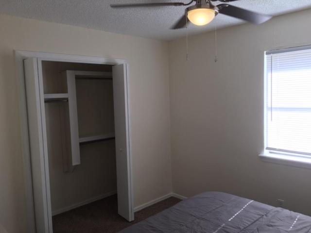 Fully Furnished Two Bedroom Apartment ロートン エクステリア 写真